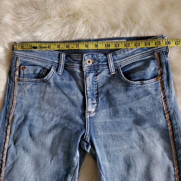 Anthropologie Pilcro Slim Boyfriend Jeans Side Stripe Distressed Size 27 - Picture 11 of 13